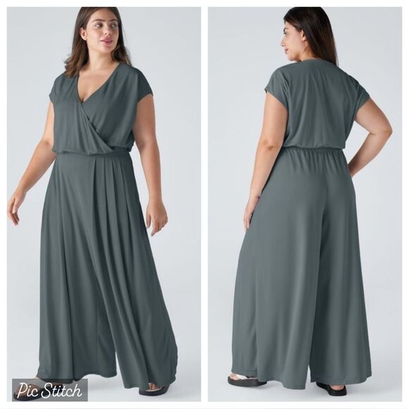 Halara V Neck Short Sleeve Side Pocket Wide Leg Flowy Waffle Casual Jumpsuit nwt - Picture 1 of 12